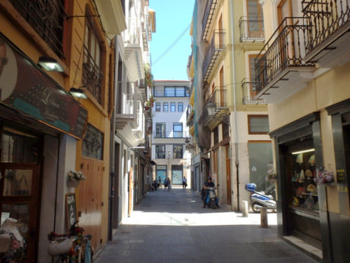 Alleyway view in València.